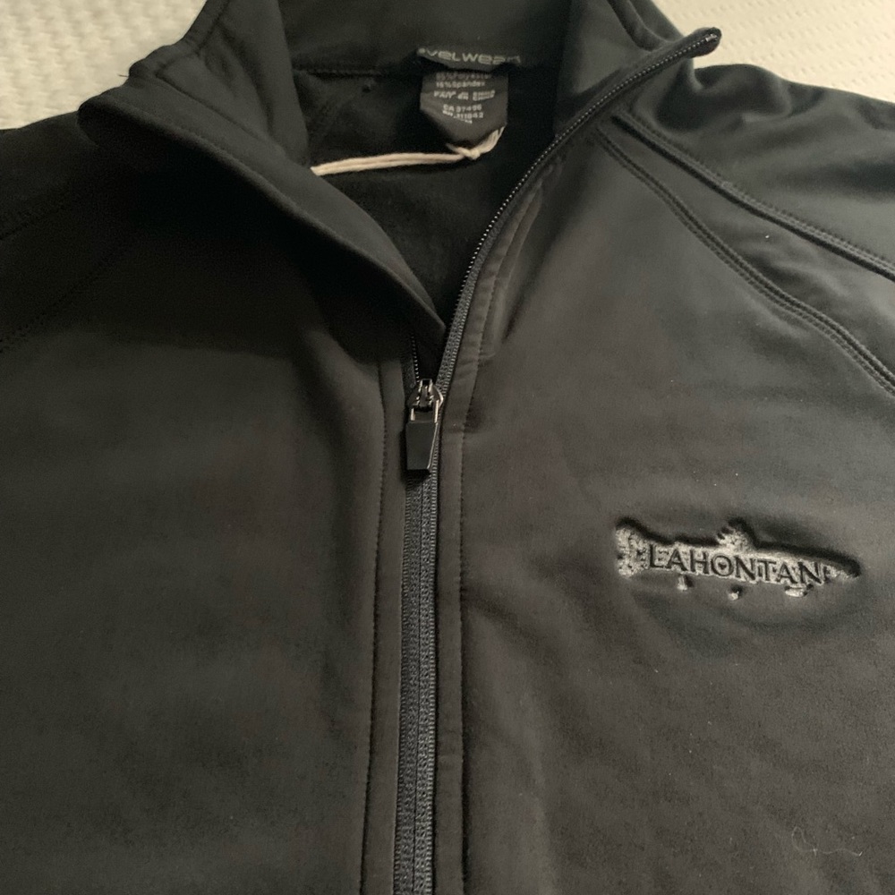 Women’s Zip Up Jacket